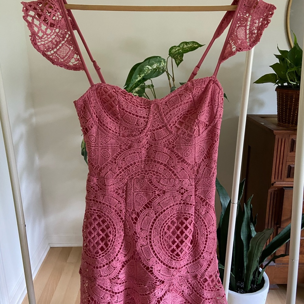 Dress - Picture 2 of 5
